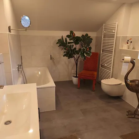Mit 3 Schlafzimmer In Seenaehe * Wielenbach