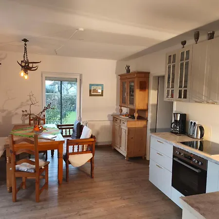 度假居 Mit 3 Schlafzimmer In Seenaehe Wielenbach