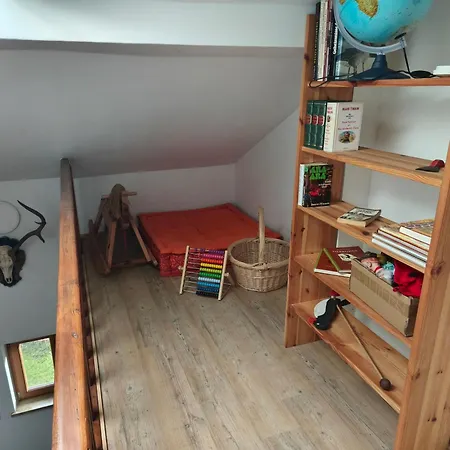 Mit 3 Schlafzimmer In Seenaehe *