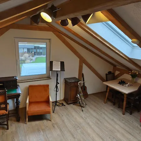 Holiday home Mit 3 Schlafzimmer In Seenaehe *