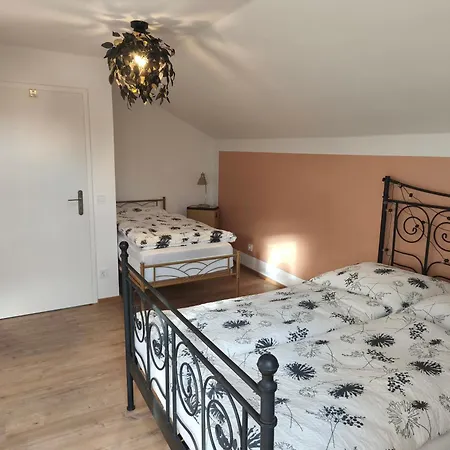 Holiday home Mit 3 Schlafzimmer In Seenaehe *