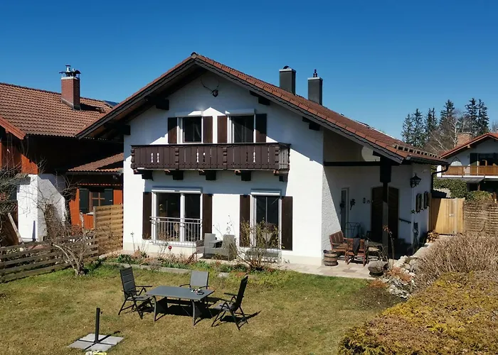 Mit 3 Schlafzimmer In Seenaehe Vakantiehuis Wielenbach